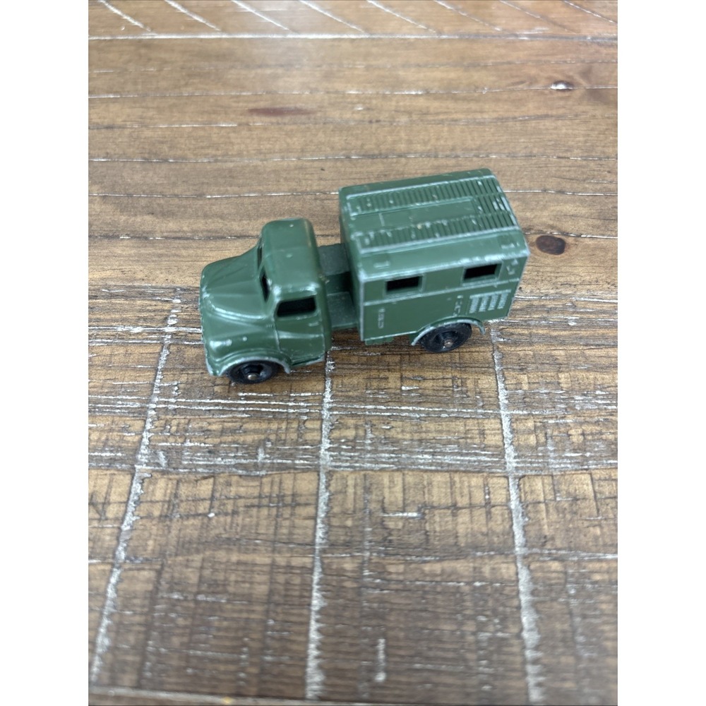 Vintage Lesney Matchbox Austin MK2 Military No 68 Radio Truck